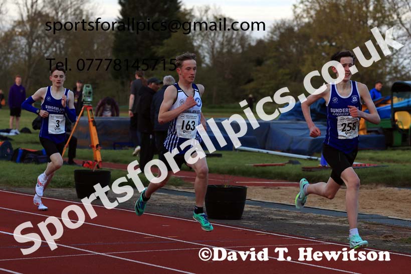 1500 metres, 2024 NEGP 1, Monkton Stadium, Jarrow. Photo: David T. Hewitson/Sports for All Pics